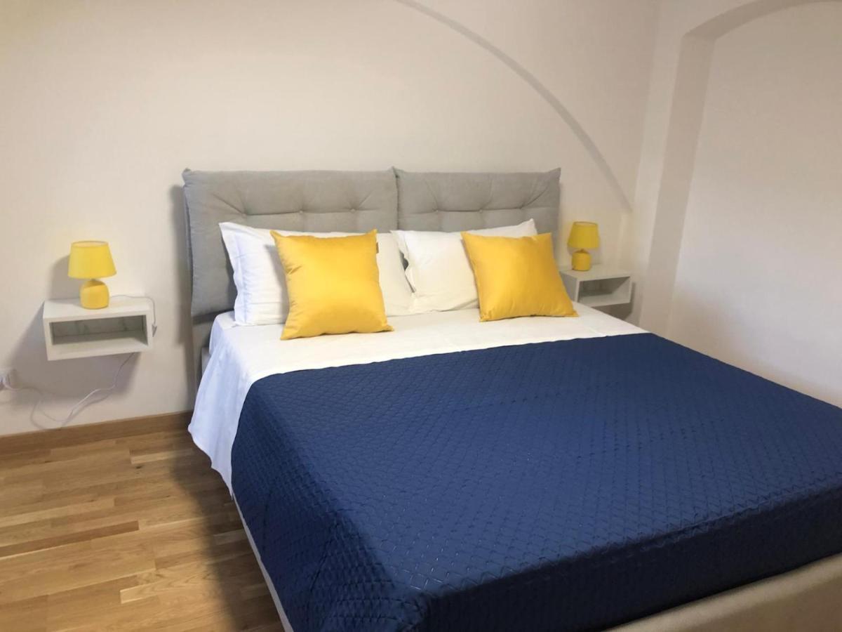 William Apt Sorrento Exteriör bild